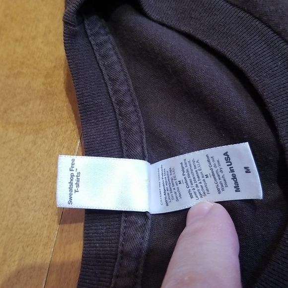 🌼6/$25 Kellar Williams T- Shirt M - Picture 4 of 13